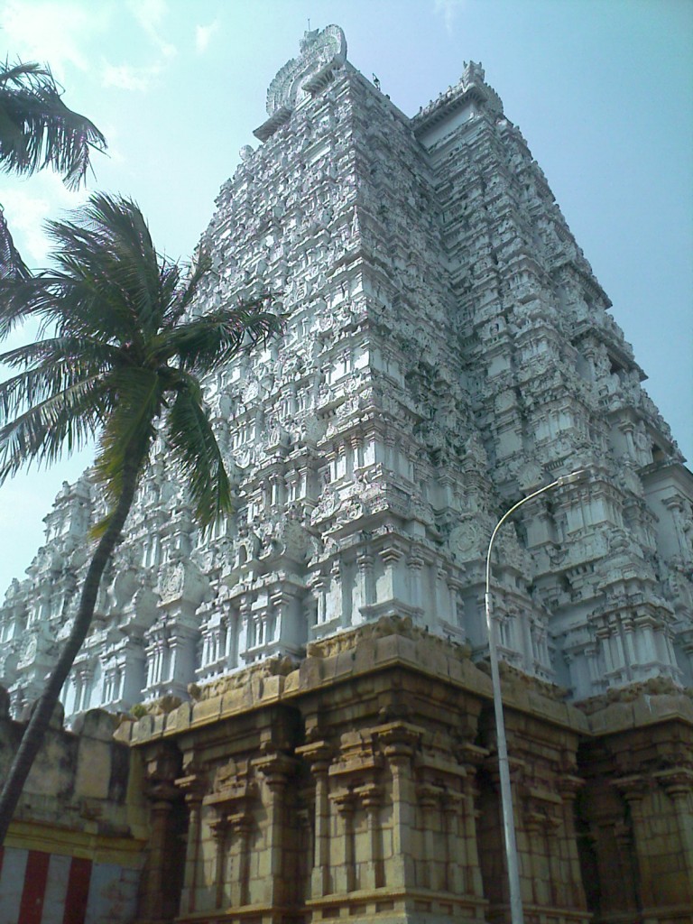 tiruchirappalli srirangam temple back side gopuram